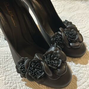 Daniele Ancarni leather heels. NEW. EU41